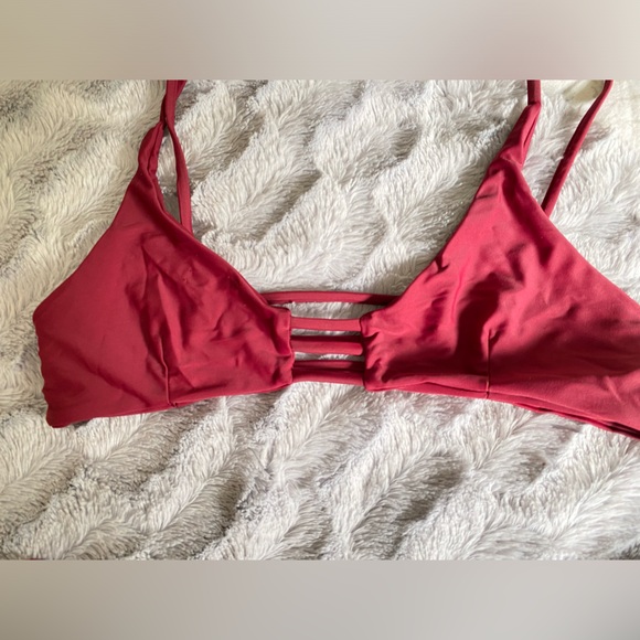 3/$15 maroon red very cheeky 2 piece bikini, unpadded top - Picture 3 of 4